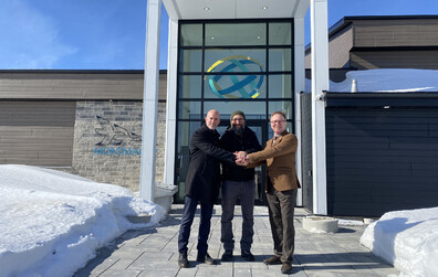 Inauguration de l'oeuvre « Convergence » de José Luis Torres au pavillon communautaire Espace citoyen